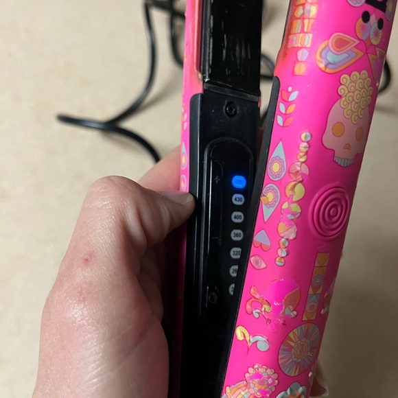 Amika Illuminati Diamond Ceramic Styler Flat Iron Hair Straightener - Picture 12 of 12